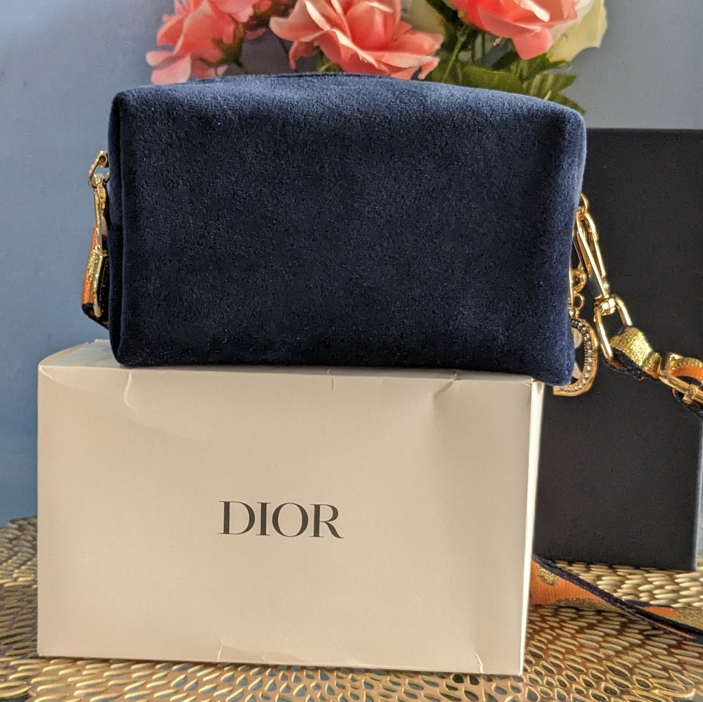 Dior cosmetic pouch - Picture 8 of 10